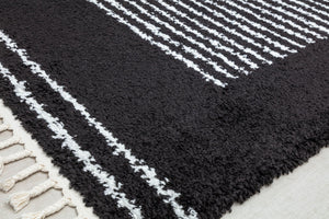 CosmoLiving By Cosmopolitan Bennett BT35A Ebony Twilight Area Rug