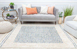 CosmoLiving By Cosmopolitan Bennett BT35B Ice Frost Area Rug