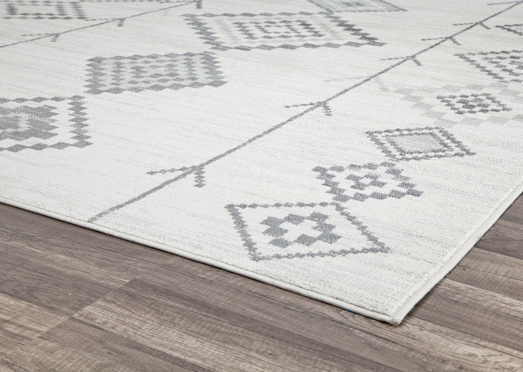 CosmoLiving By Cosmopolitan Bodrum BR15L Native White Area Rug