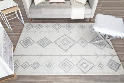 CosmoLiving By Cosmopolitan Bodrum BR15L Native White Area Rug