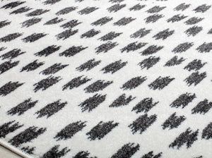 Isaac Mizrahi Callum CM25A Seeing Spots Area Rug