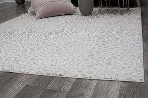 CosmoLiving By Cosmopolitan Hazel HZ50A Snow Leopard Area Rug