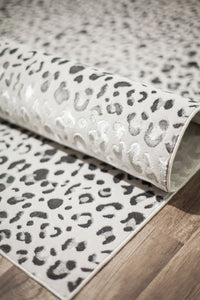 CosmoLiving By Cosmopolitan Hazel HZ50A Snow Leopard Area Rug