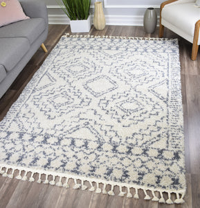 CosmoLiving By Cosmopolitan Mason Shag MS40B Linen White Area Rug