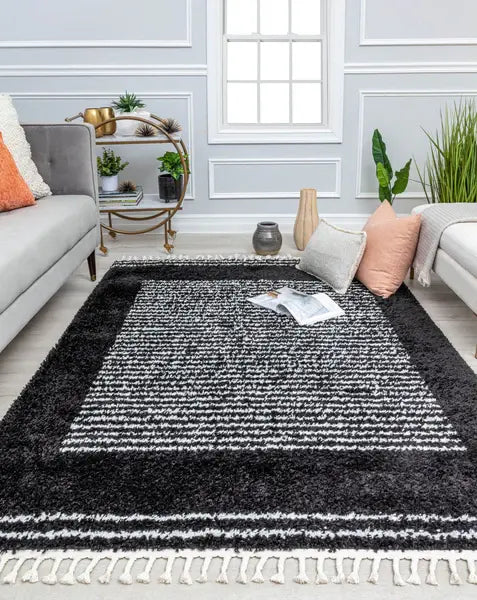 CosmoLiving By Cosmopolitan Bennett BT35A Ebony Twilight Area Rug